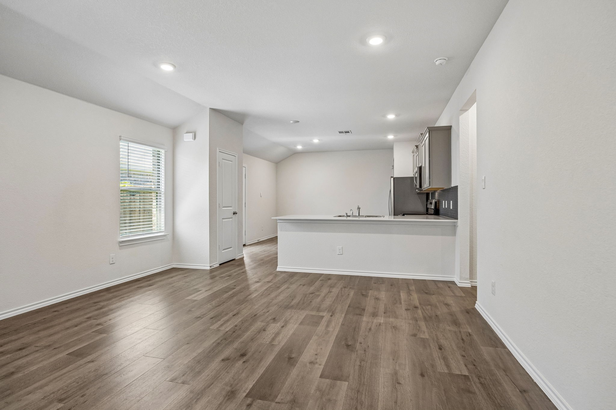 1140 Norias Drive