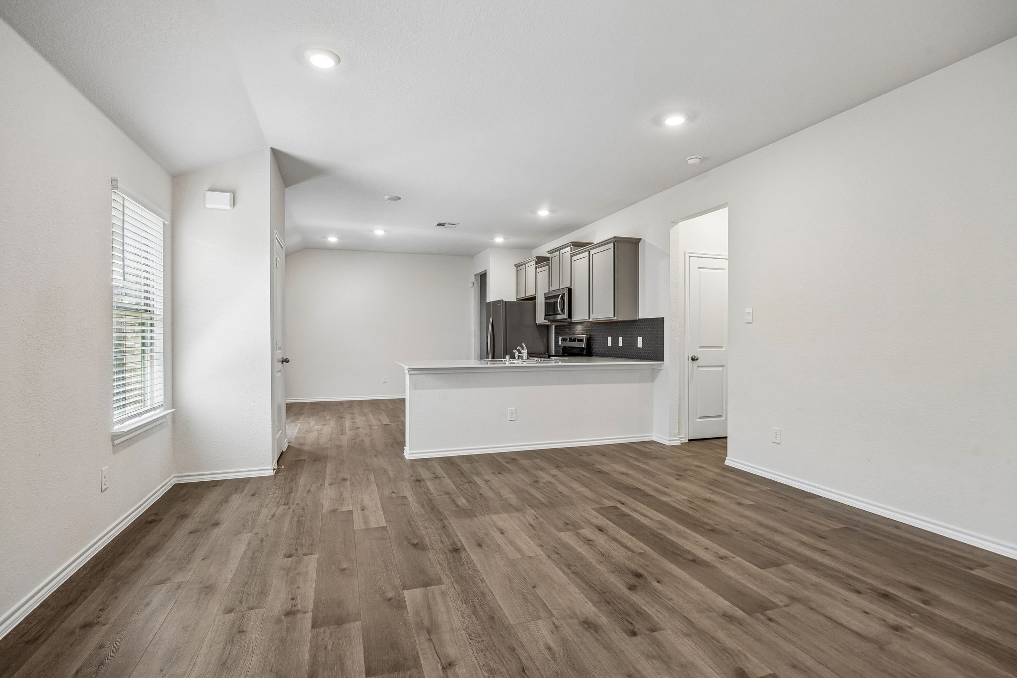 1140 Norias Drive