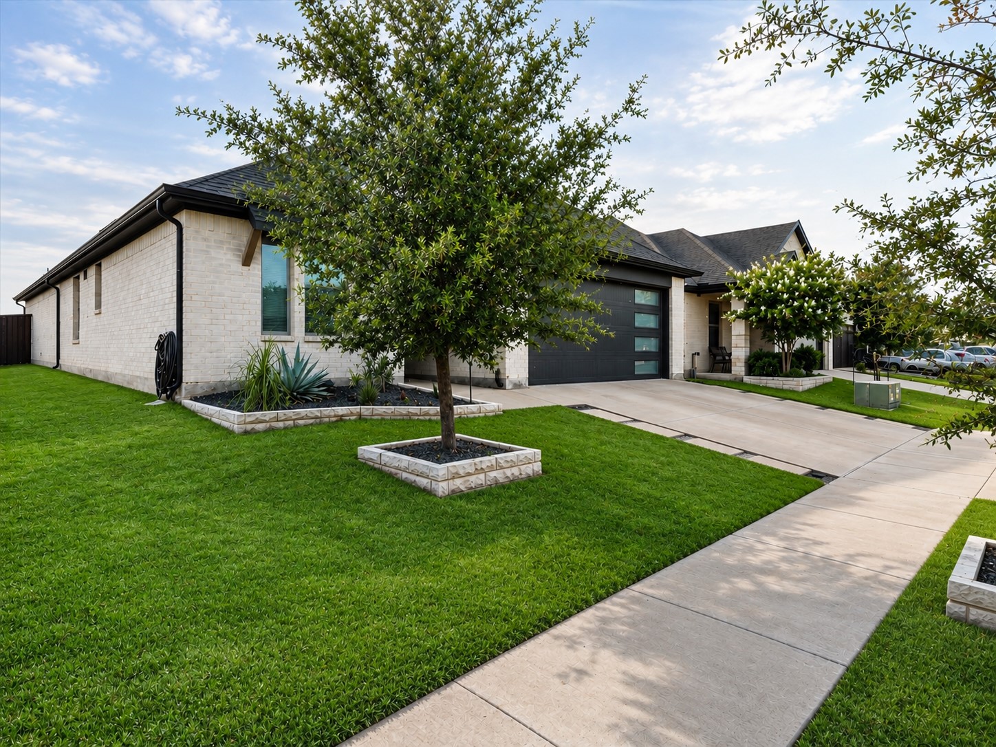2913 Sunnyside Drive