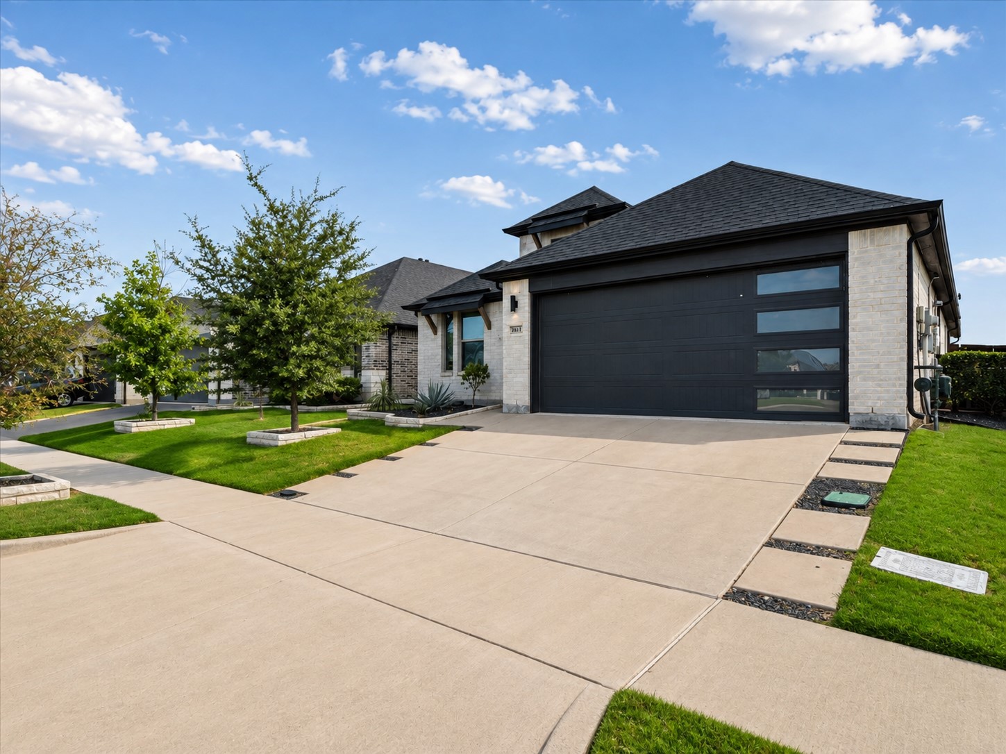 2913 Sunnyside Drive
