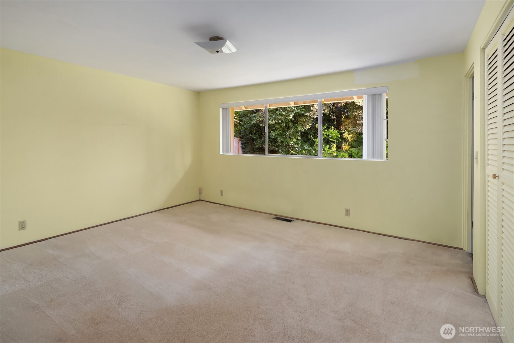 8205 SE 71st Street