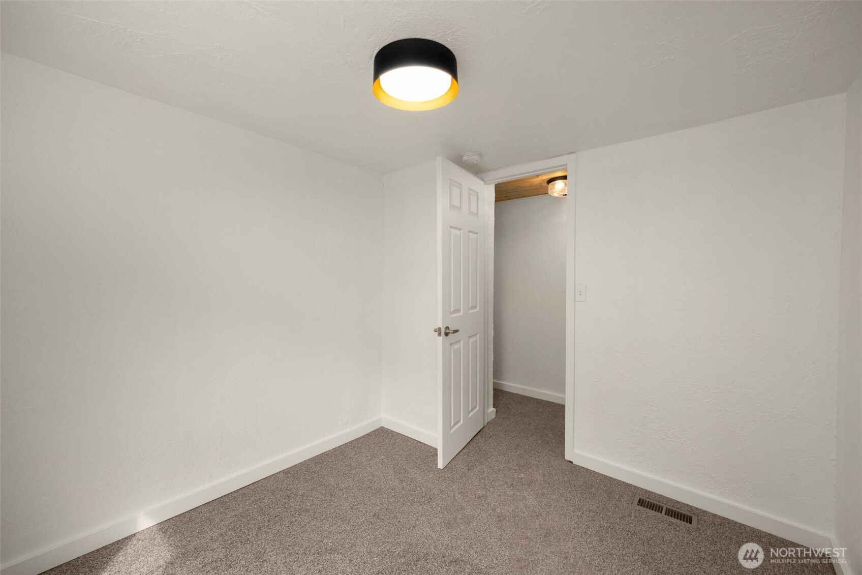 24222 54th Avenue W Unit: 12