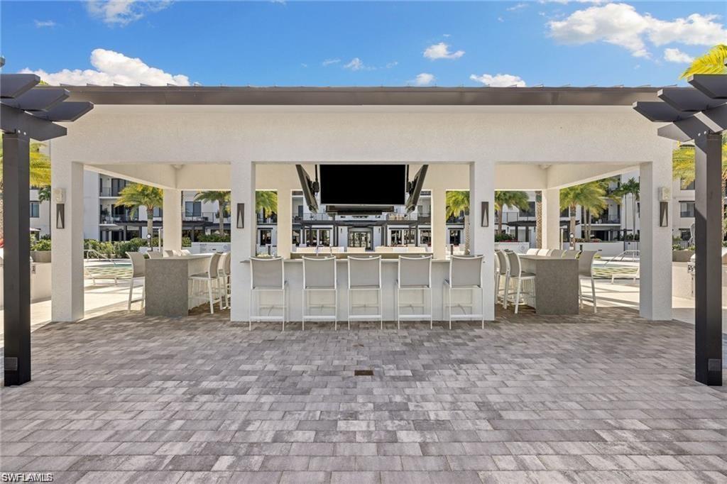 1111 Central AVE # 301