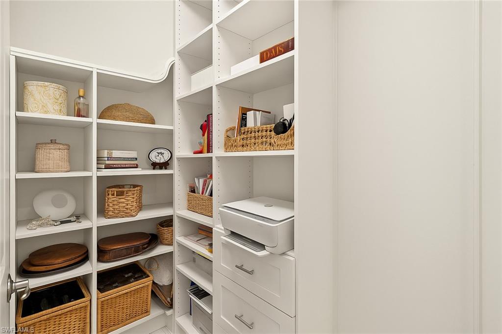 2647 Seychelles CIR # 2203