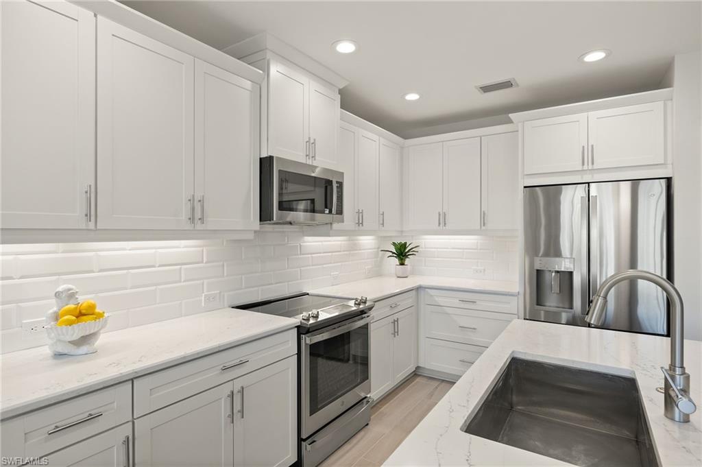 2647 Seychelles CIR # 2203