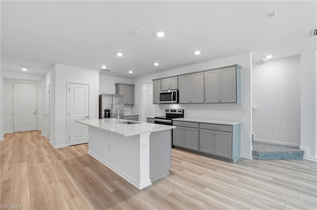 27883 Radiant CT