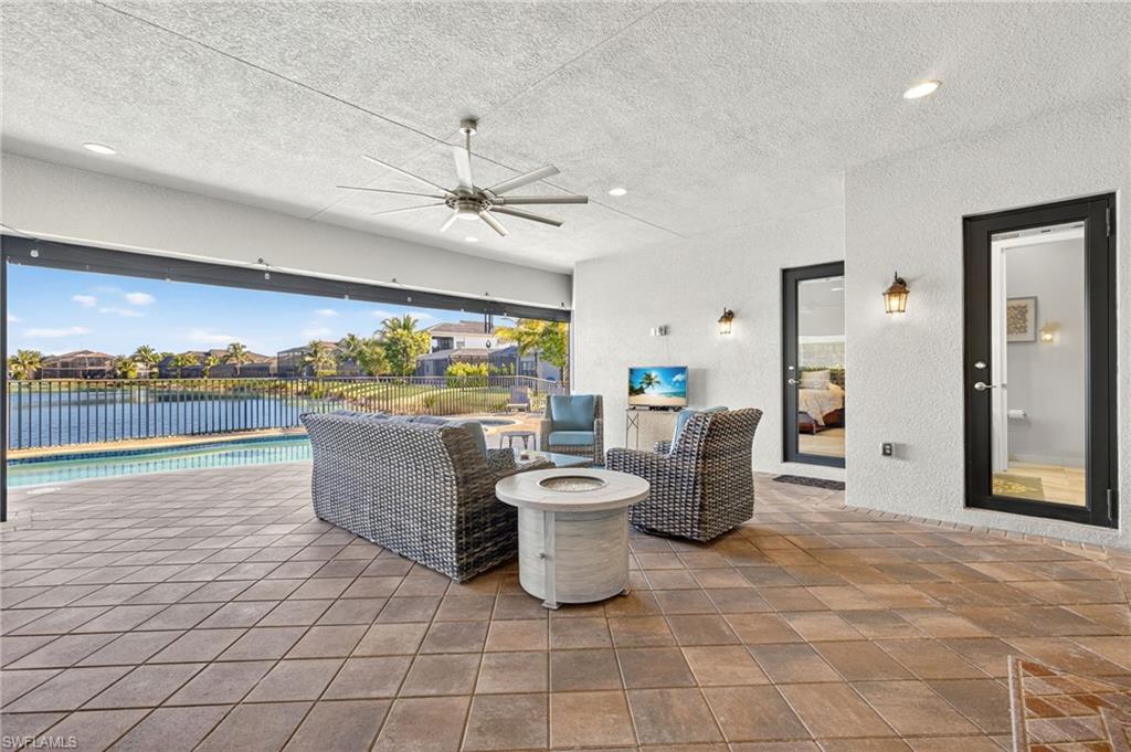 4678 Azalea DR