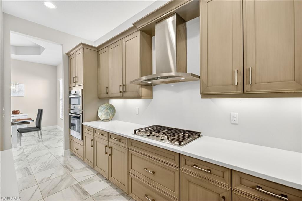 4678 Azalea DR