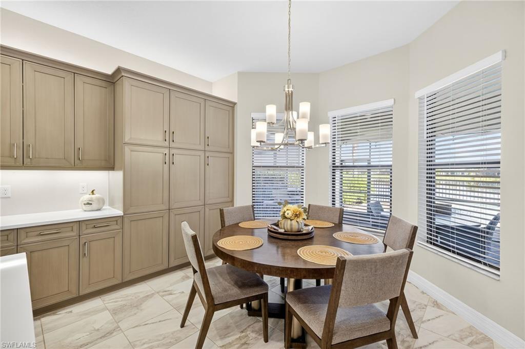 4678 Azalea DR