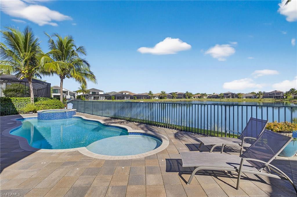 4678 Azalea DR