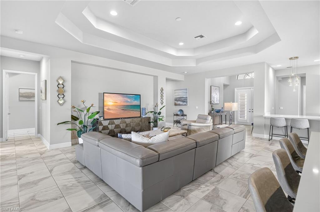 4678 Azalea DR