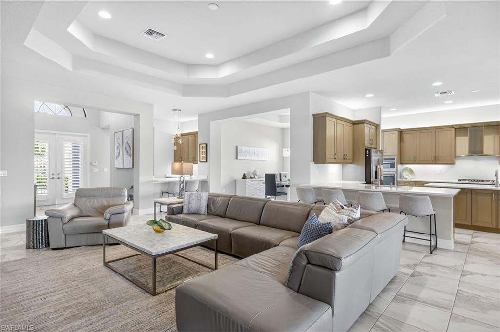 4678 Azalea DR