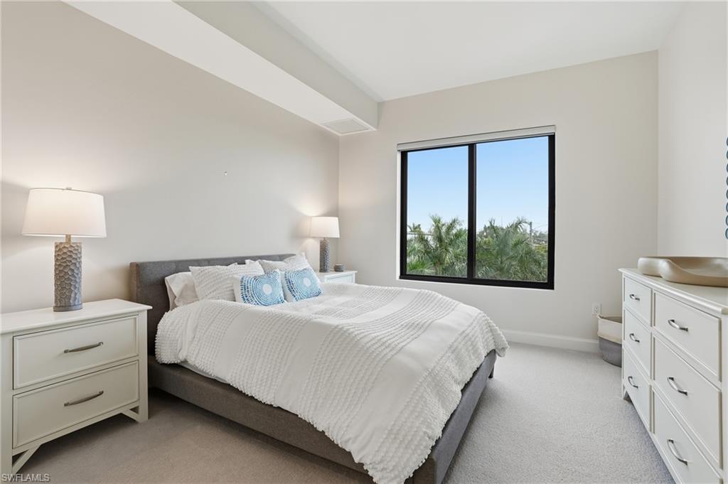1125 Central AVE # 469