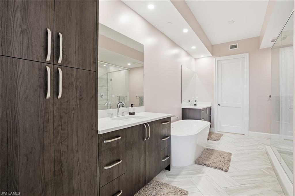 1125 Central AVE # 469