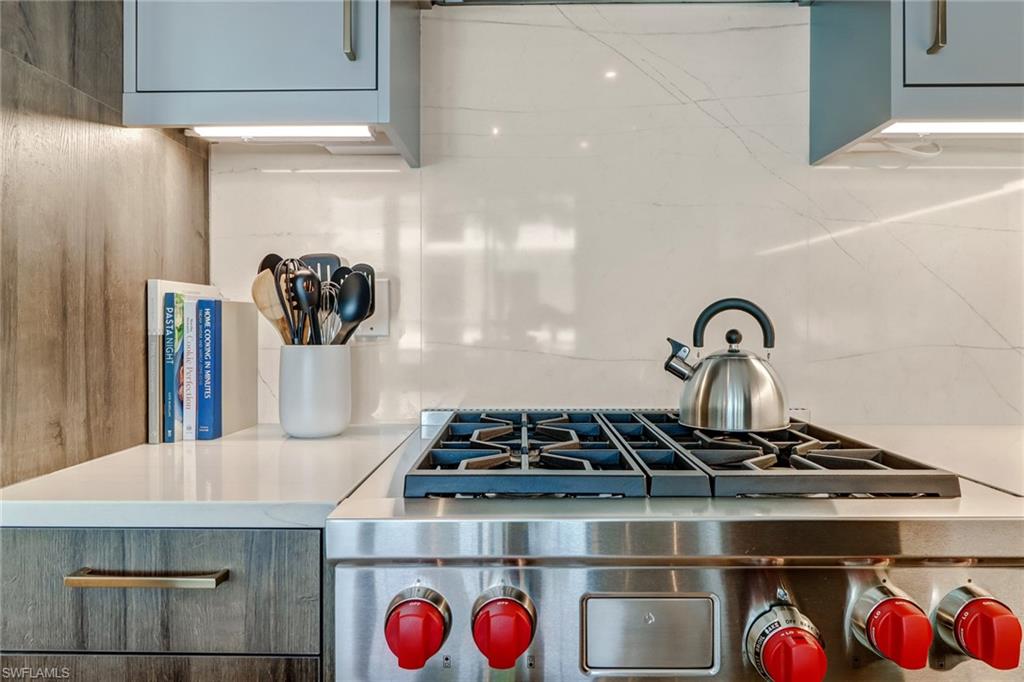 850 Central AVE # 209