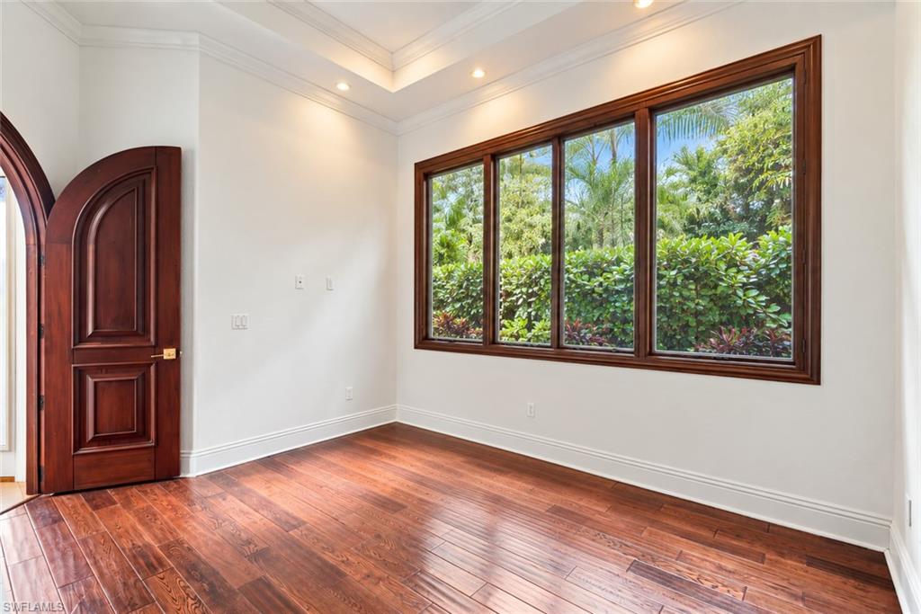 971 Tivoli DR