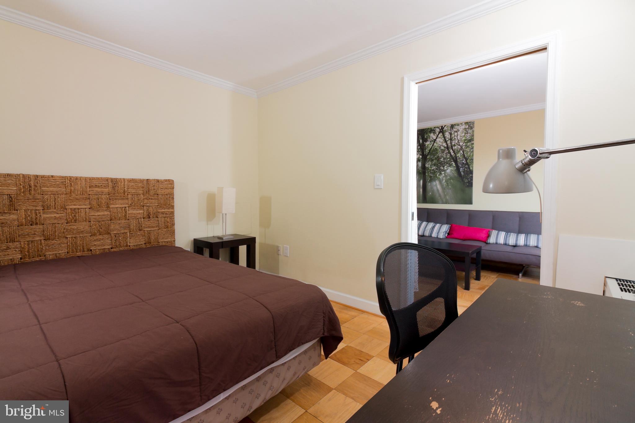 2030 F STREET NW Unit: 1011