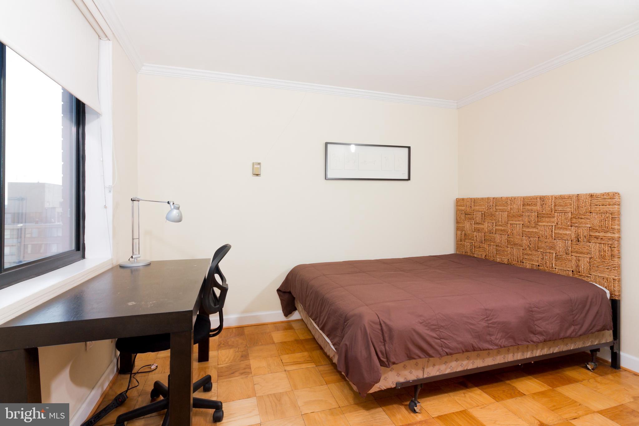 2030 F STREET NW Unit: 1011