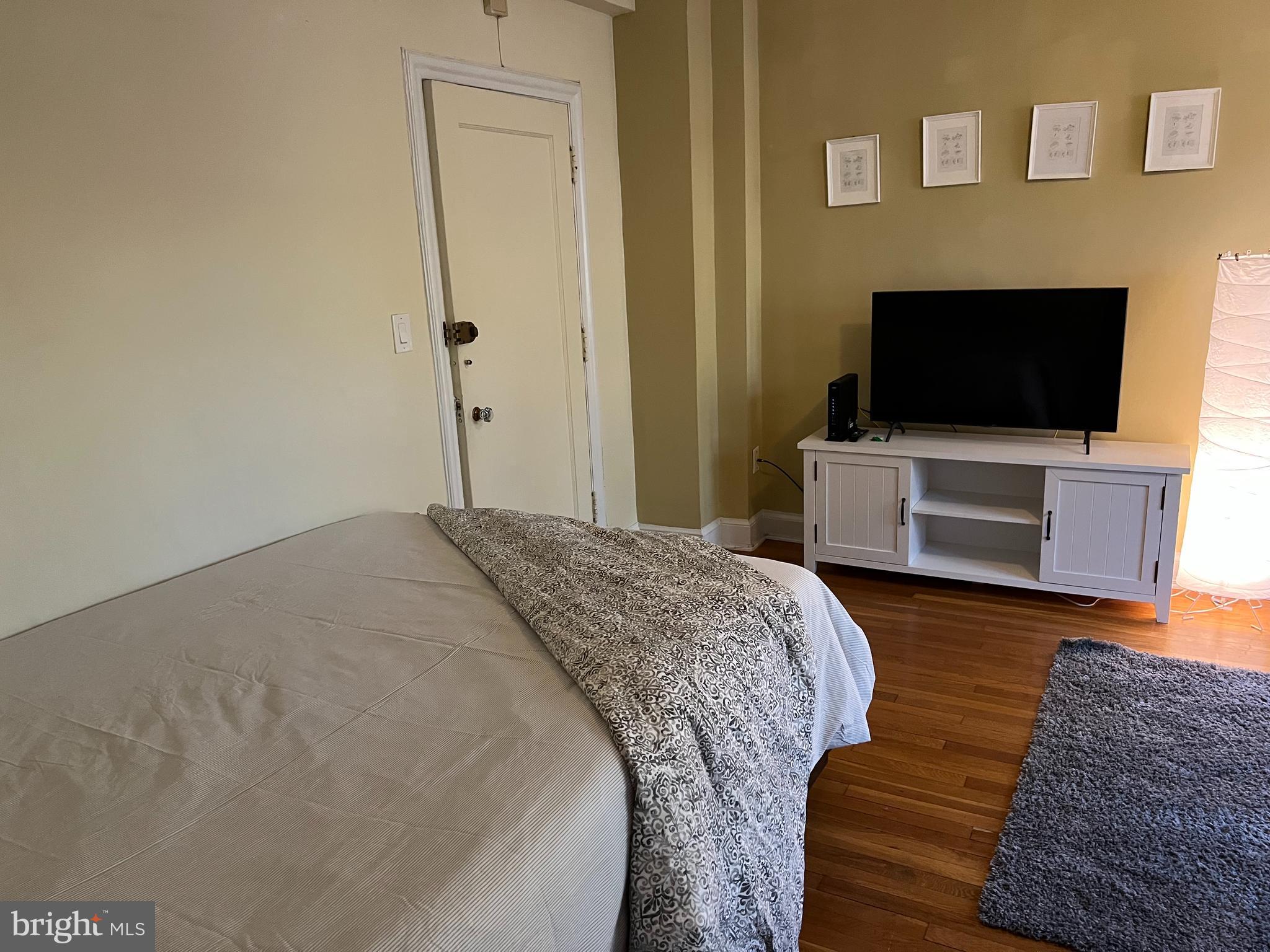 2032 Belmont ROAD NW Unit: 317