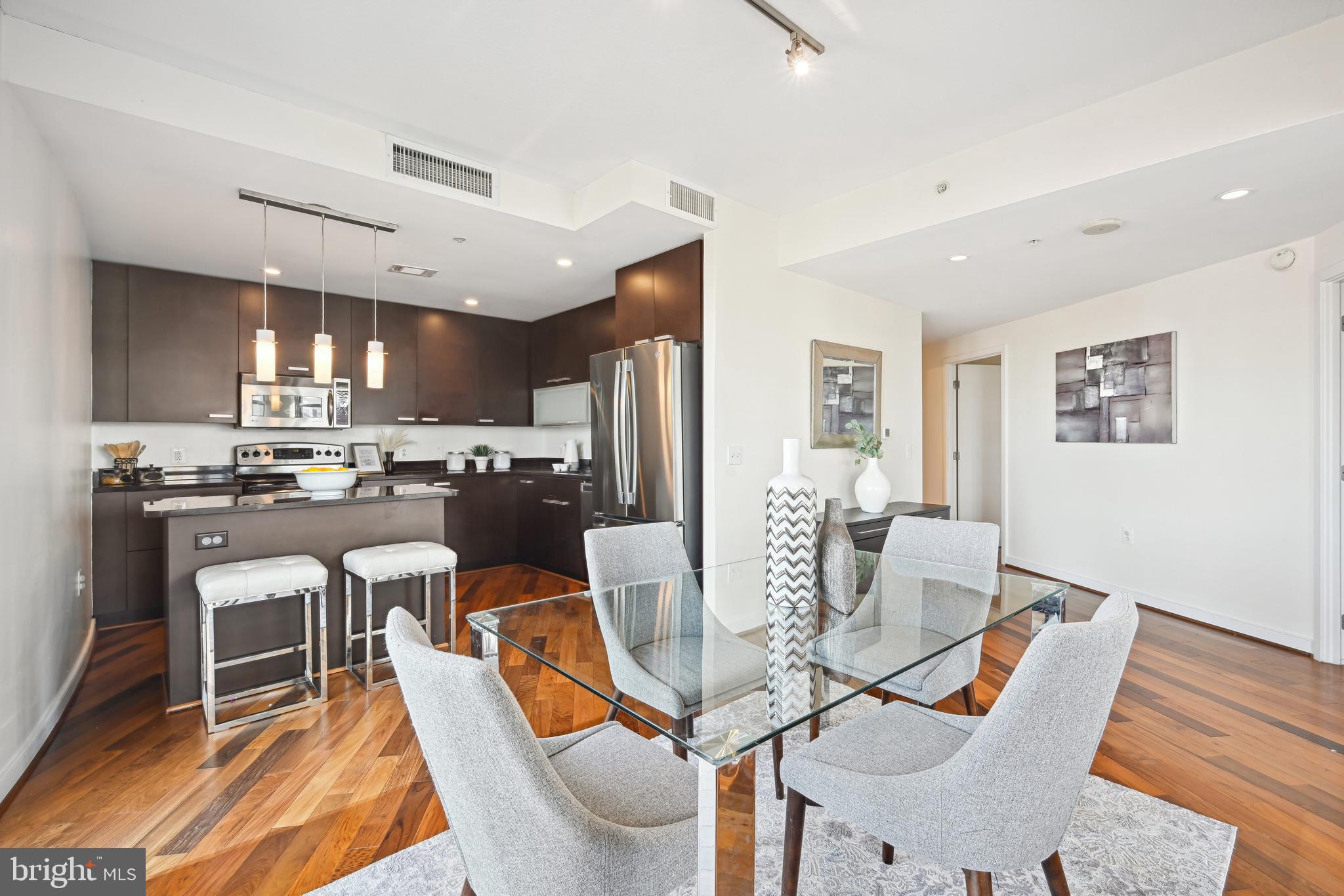 1010 Massachusetts Ave NW #1204