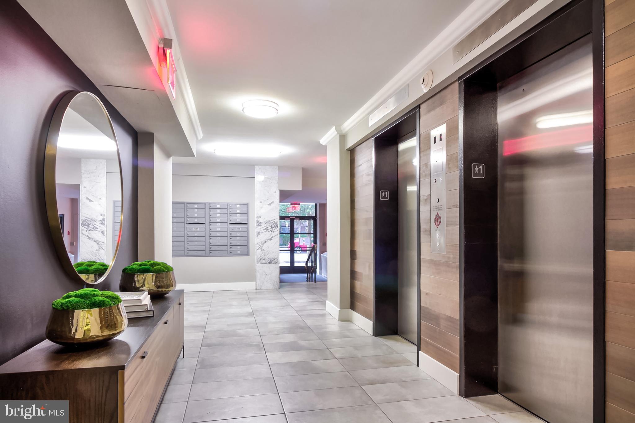 2030 F St NW #305