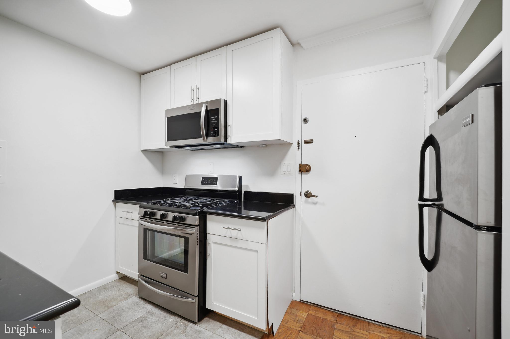 2030 F St NW #305