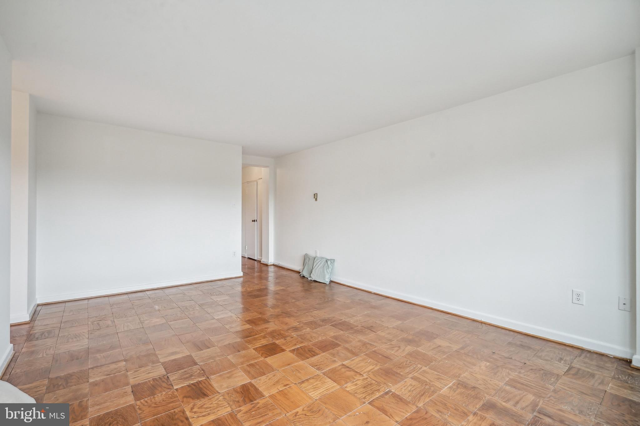 4201 Cathedral Ave NW #1219e