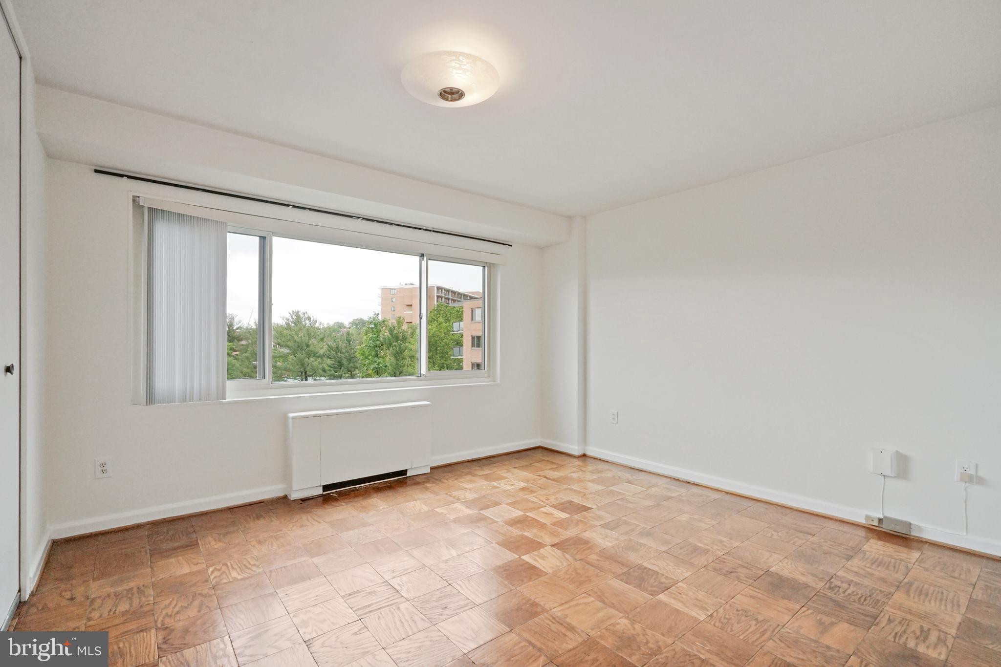 4201 Cathedral Ave NW #1219e