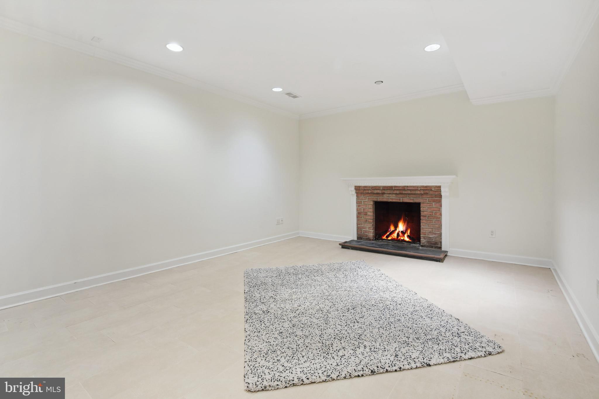 4836 VAN NESS ST NW