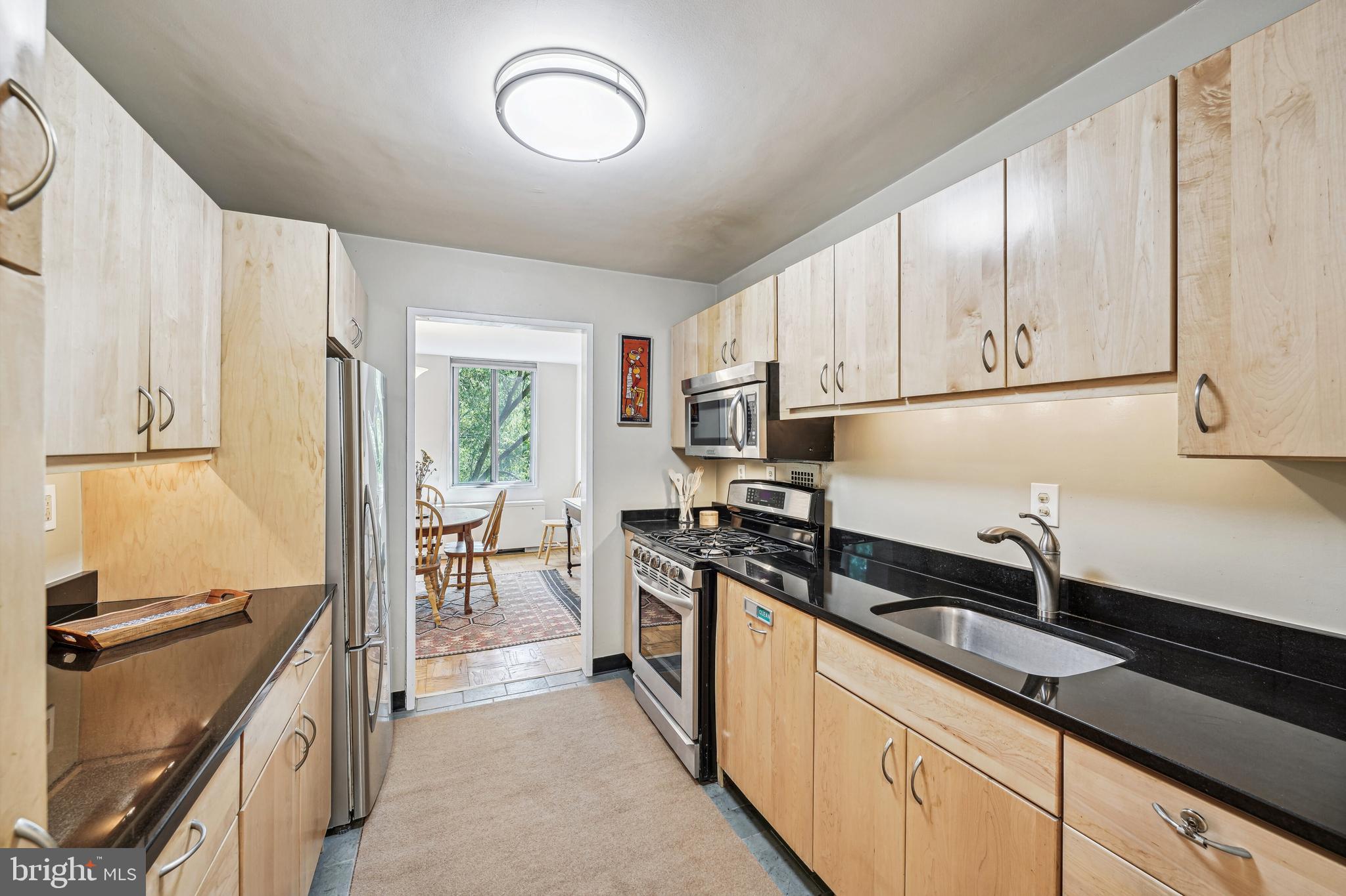 2939 van Ness St NW #948