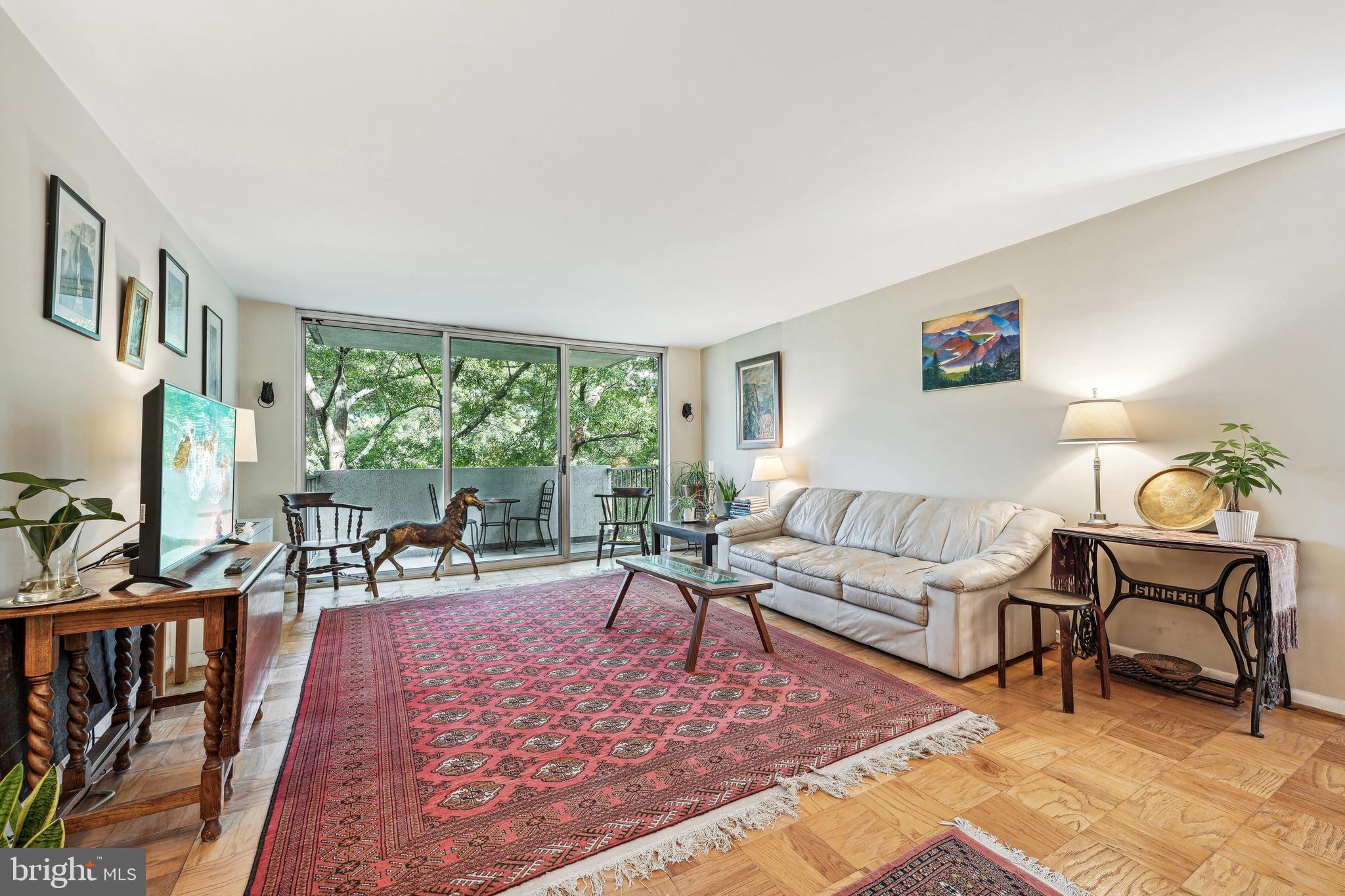 2939 van Ness St NW #948