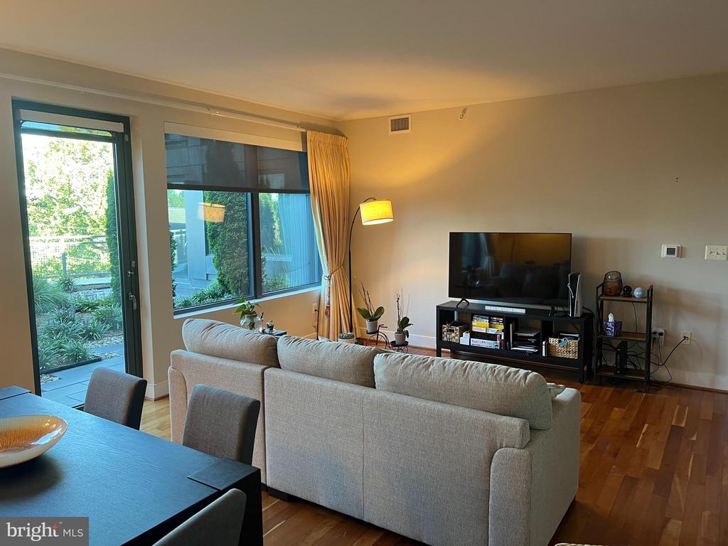4101 ALBEMARLE ST NW #305