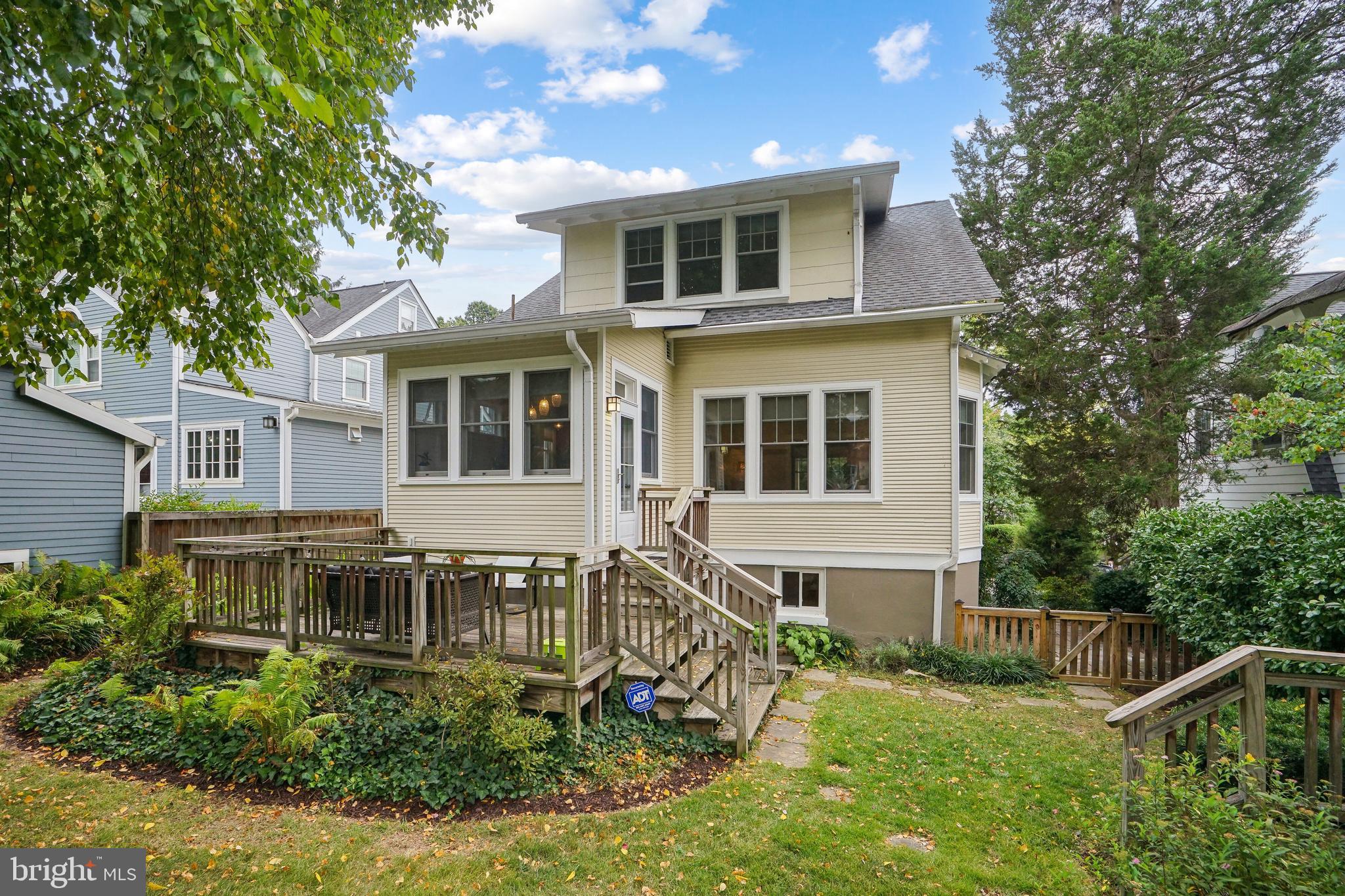 3427 Oliver St NW