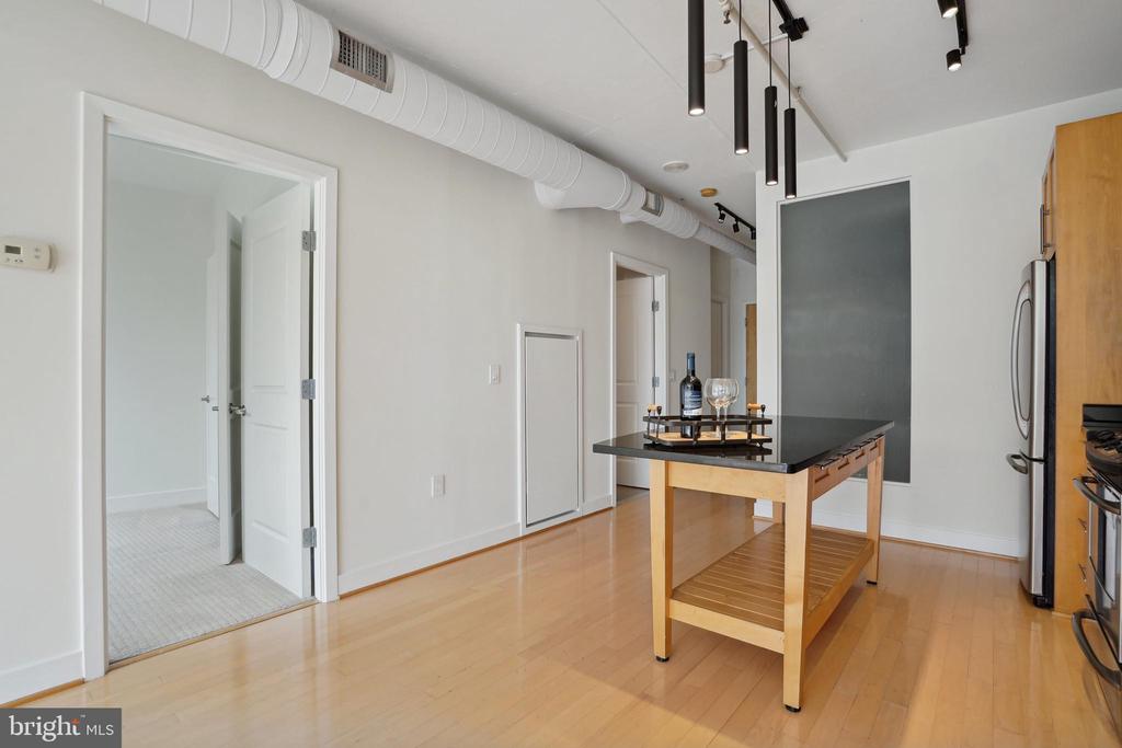 2125 14th St NW #606