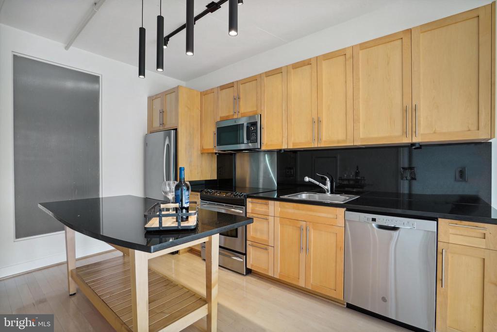 2125 14th St NW #606