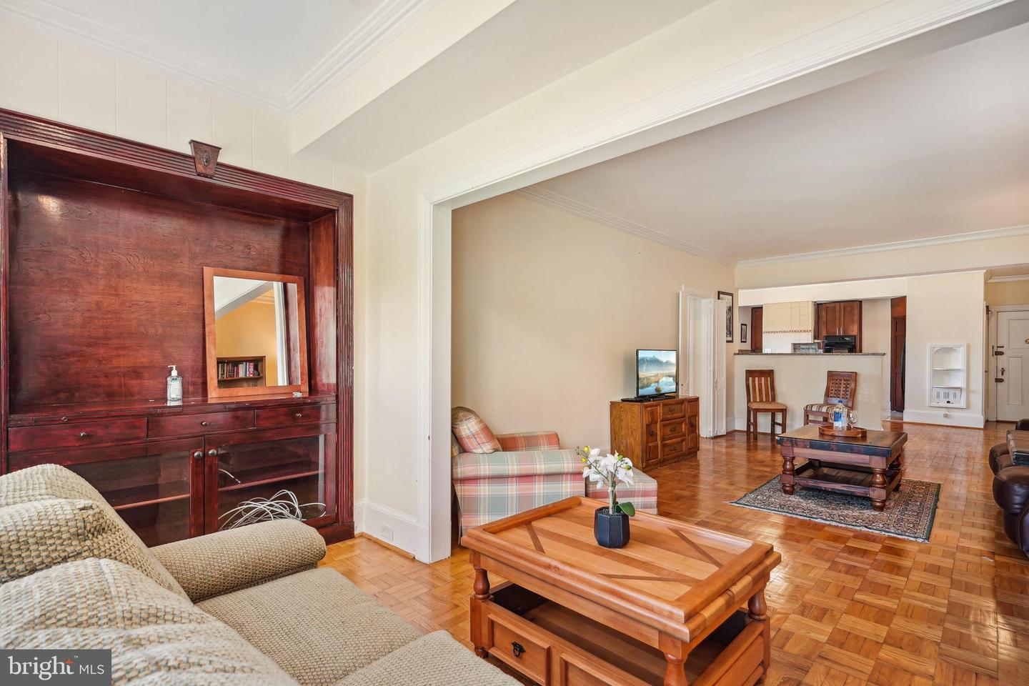 3900 Cathedral Ave NW #310a