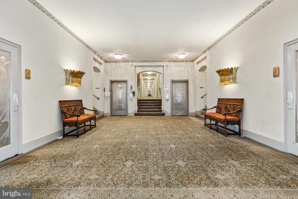 3900 Cathedral Ave NW #310a
