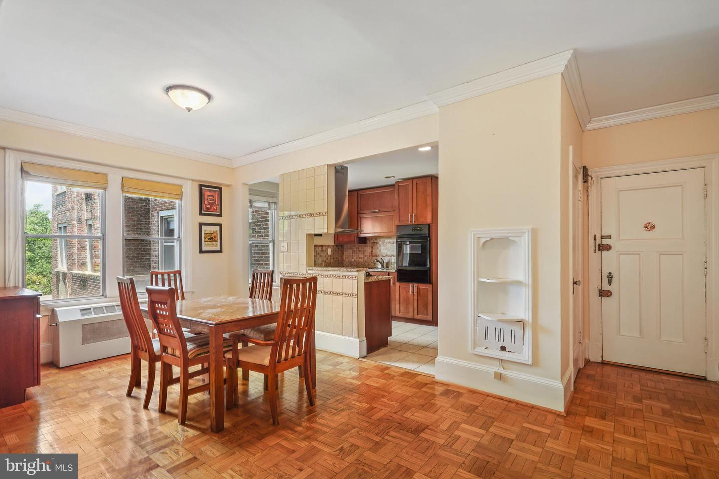 3900 Cathedral Ave NW #310a