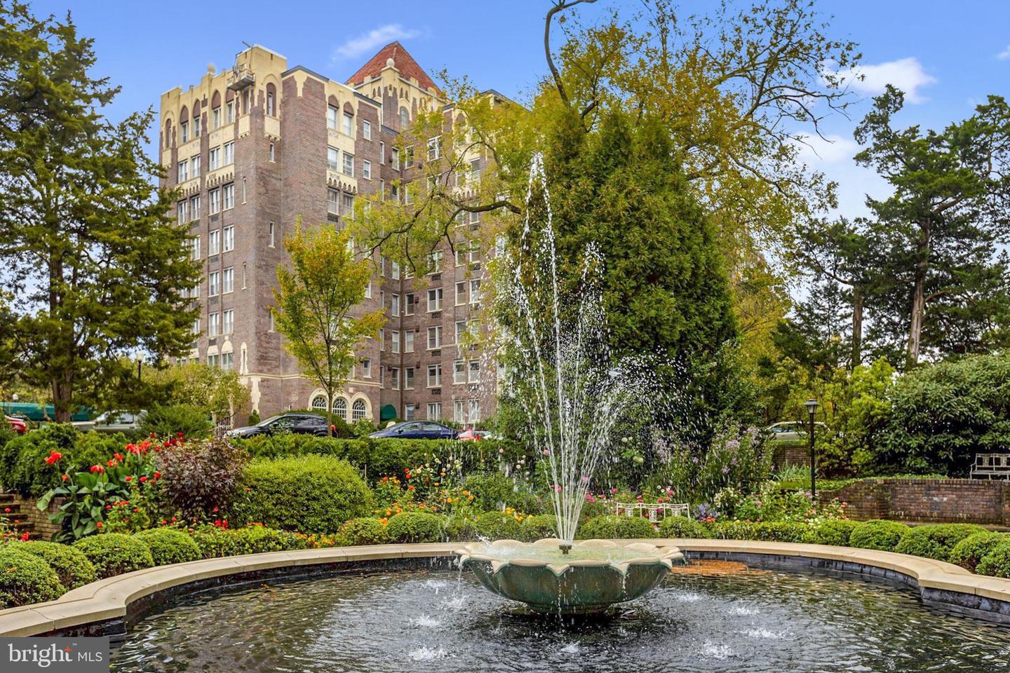 3900 Cathedral Ave NW #310a