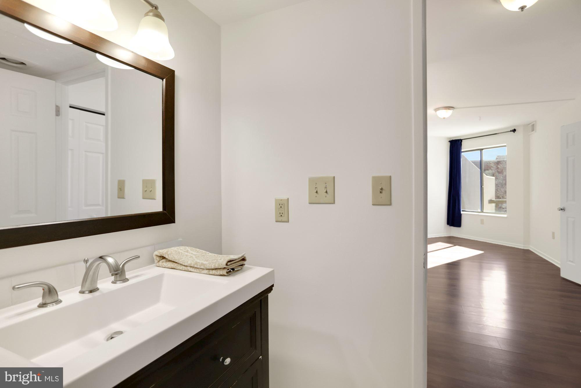 2320 WISCONSIN AVE NW #510