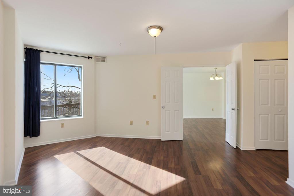 2320 WISCONSIN AVE NW #510