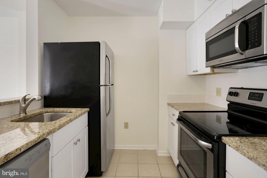 2320 WISCONSIN AVE NW #510