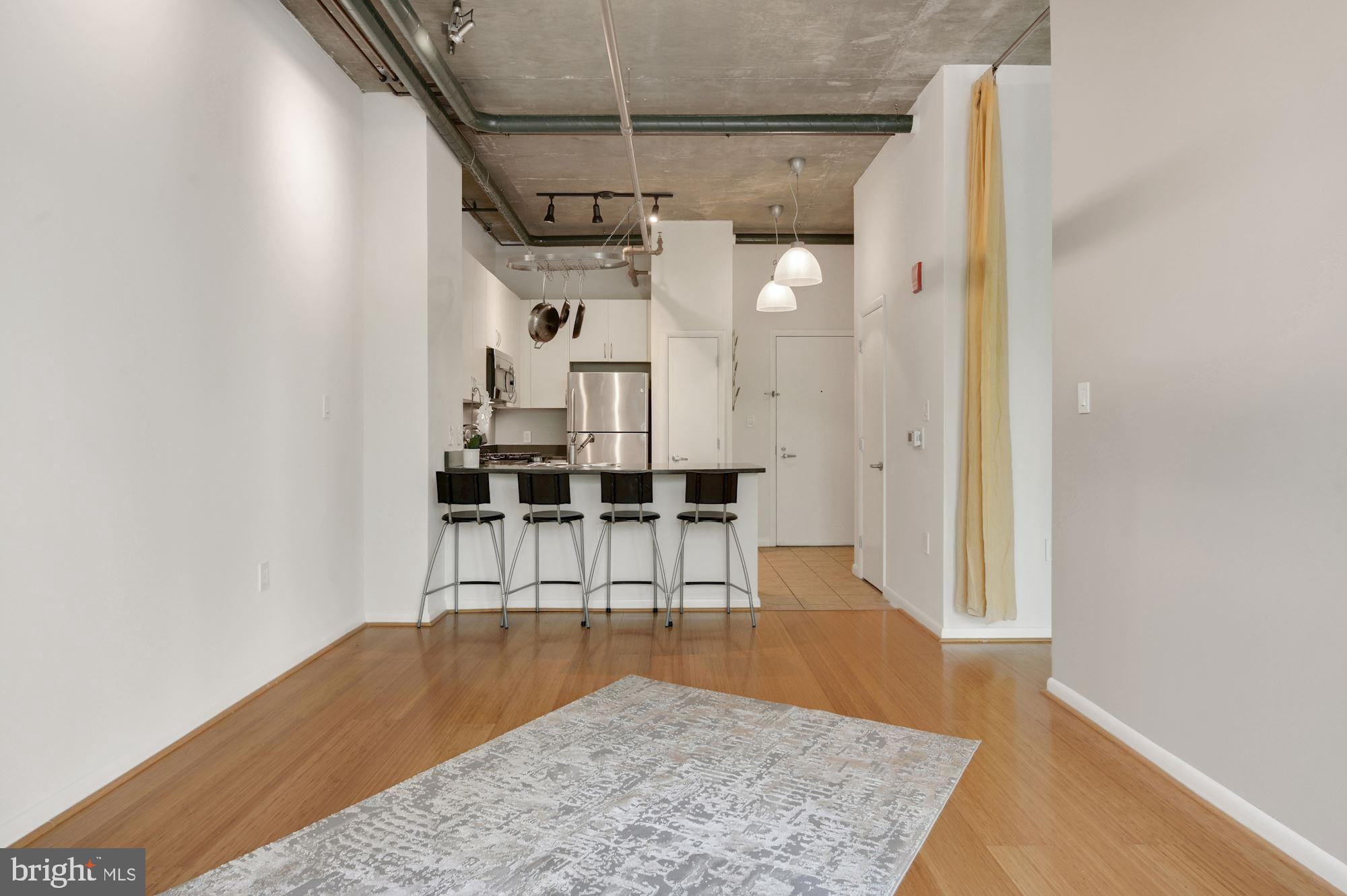 1300 N ST NW #218