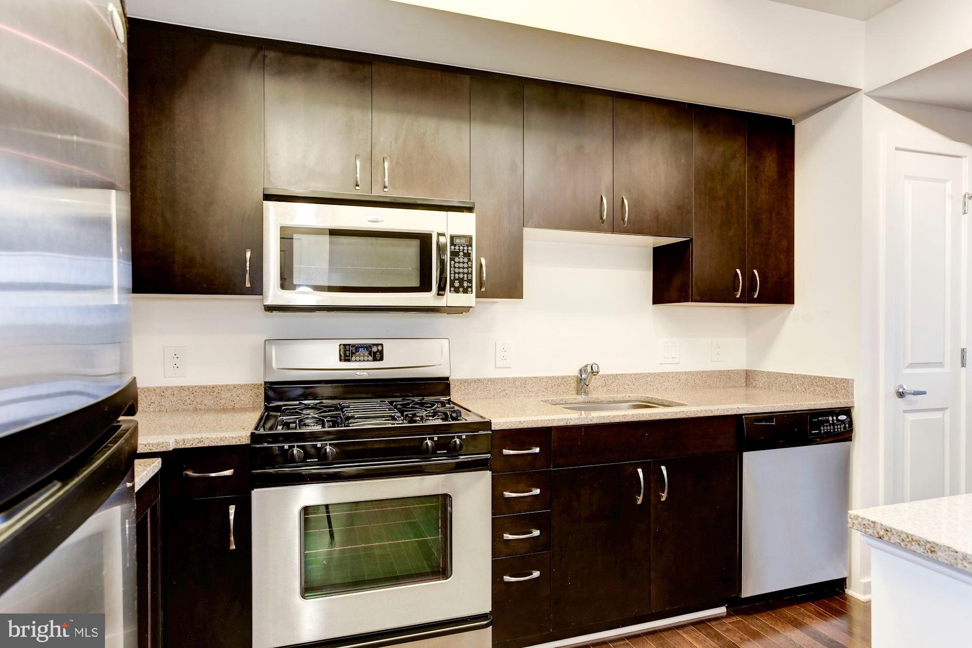 475 K St NW #1105