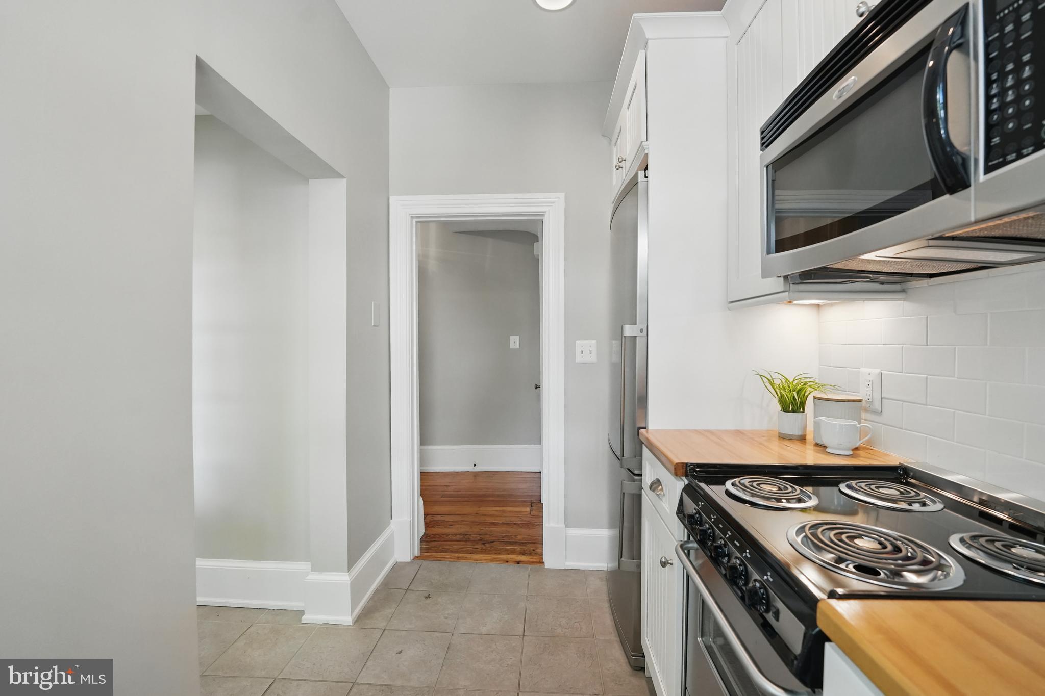 3344 P St NW