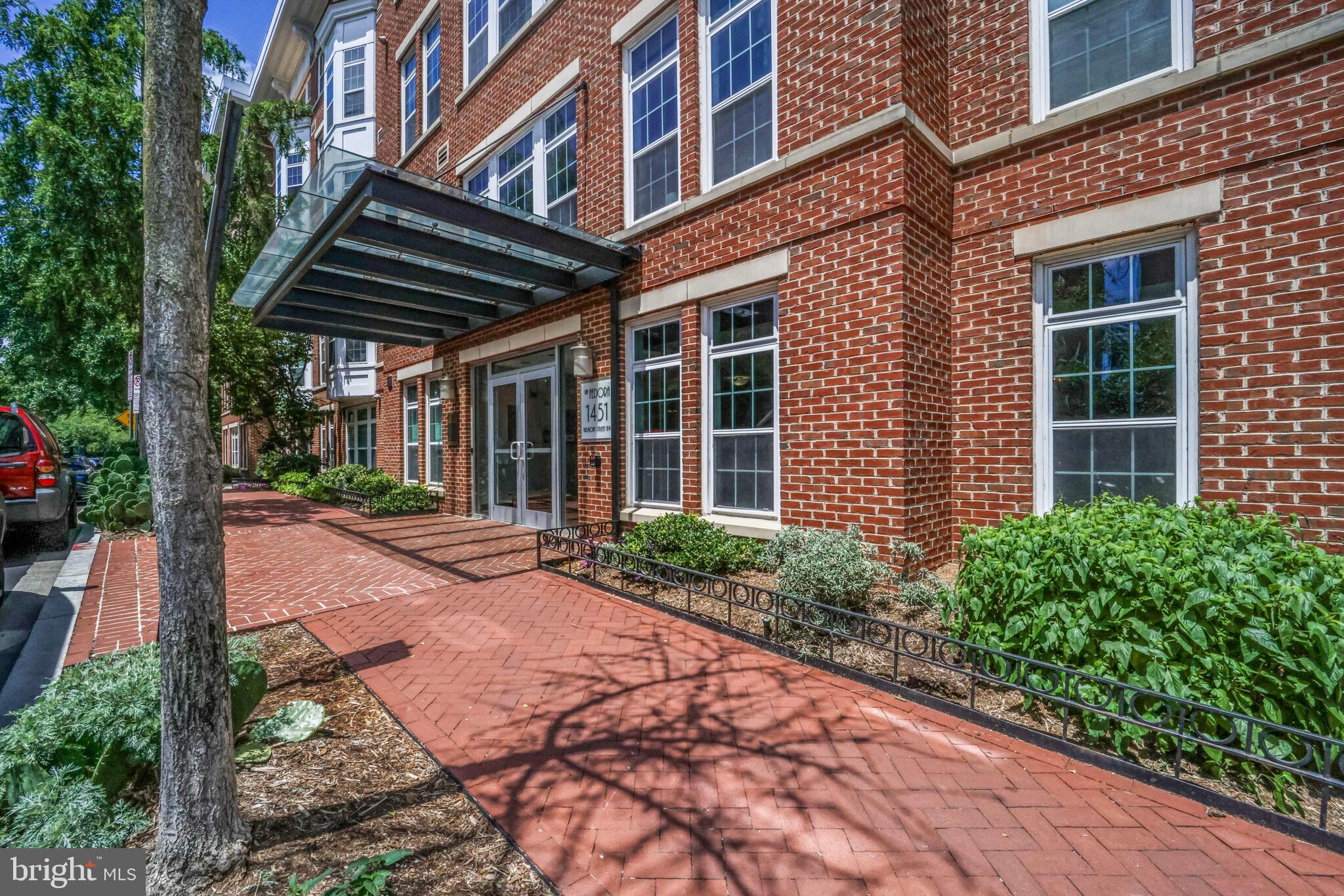 1451 BELMONT ST NW #309