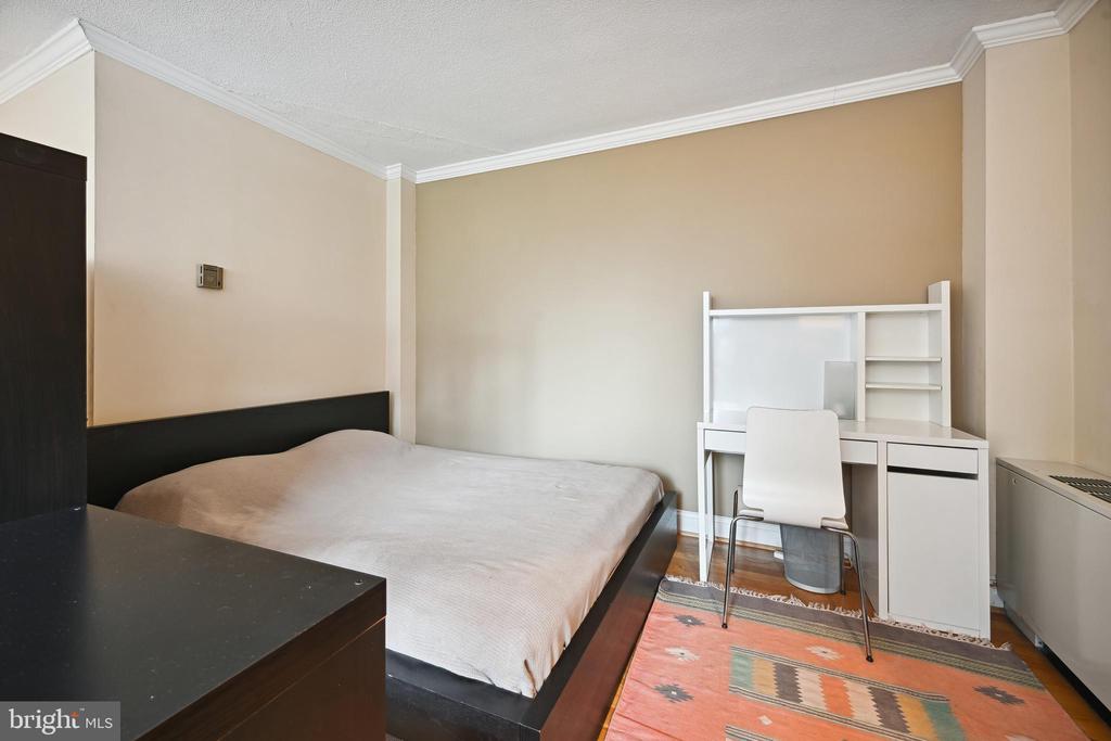 2201 L ST NW #504