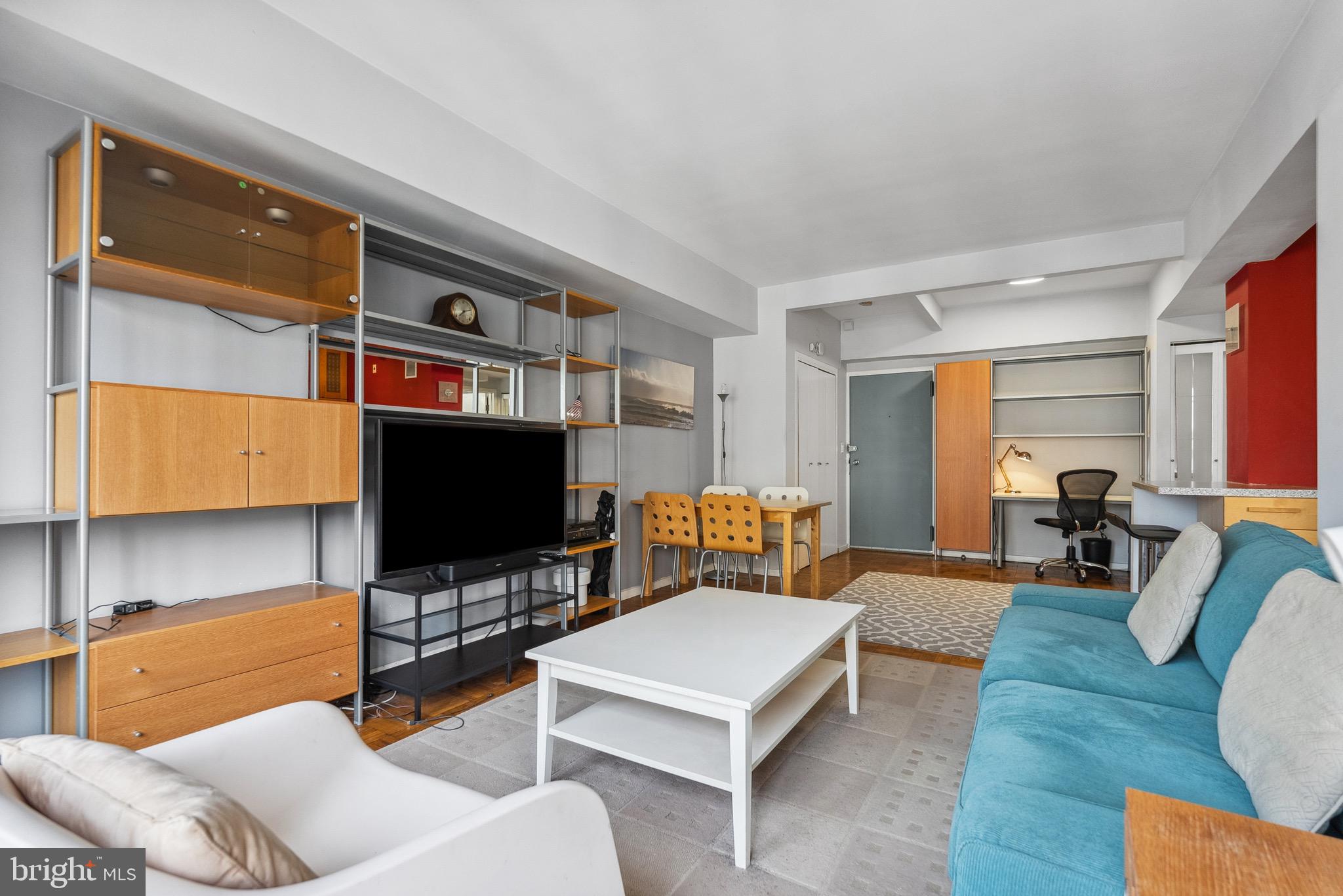 1711 MASSACHUSETTS AVE NW #817