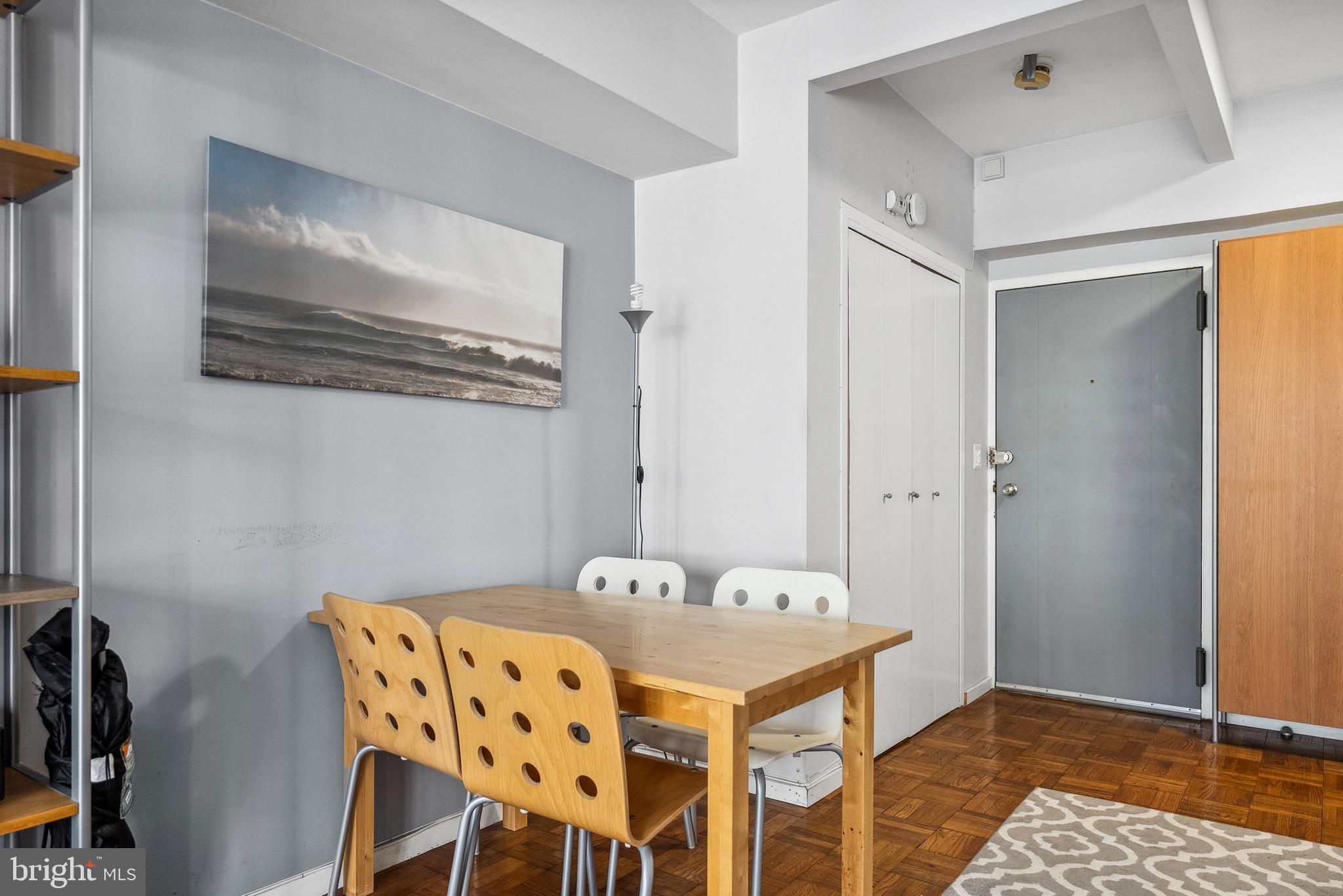1711 MASSACHUSETTS AVE NW #817