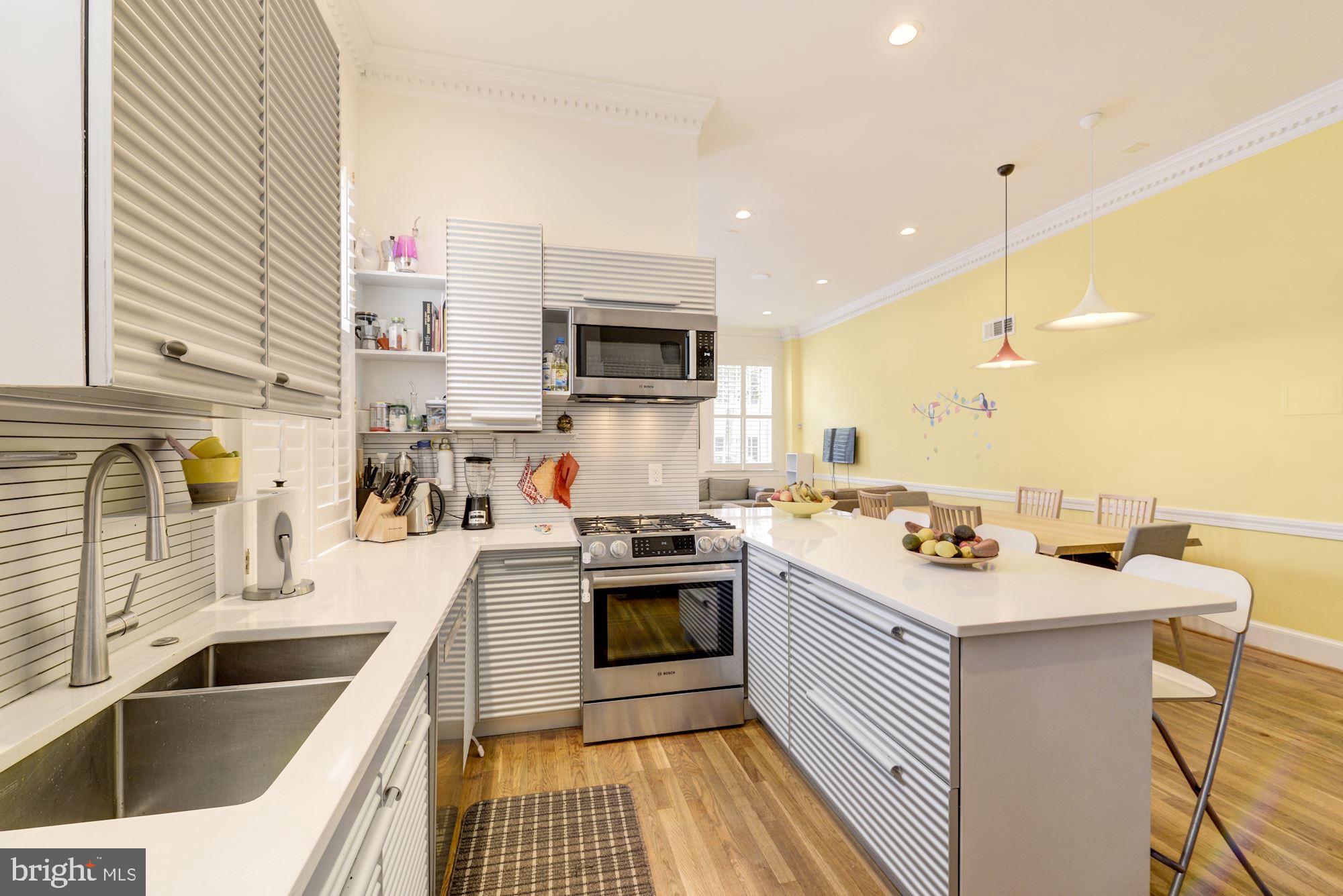 2800 NW DUMBARTON ST NW